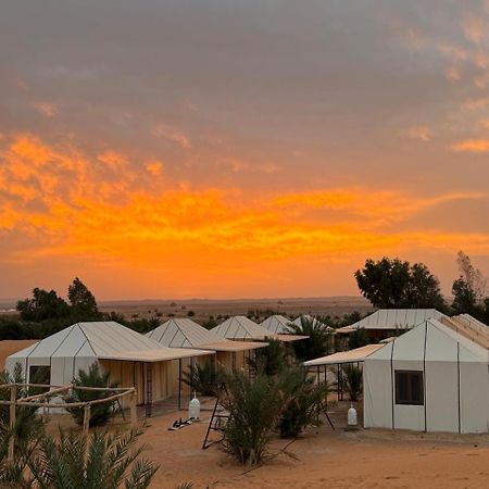 Mirage Luxury Camp Hotel เมอร์ซูกา ภายนอก รูปภาพ