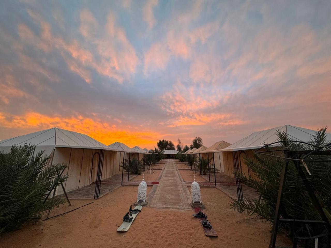 Mirage Luxury Camp Hotel เมอร์ซูกา ภายนอก รูปภาพ